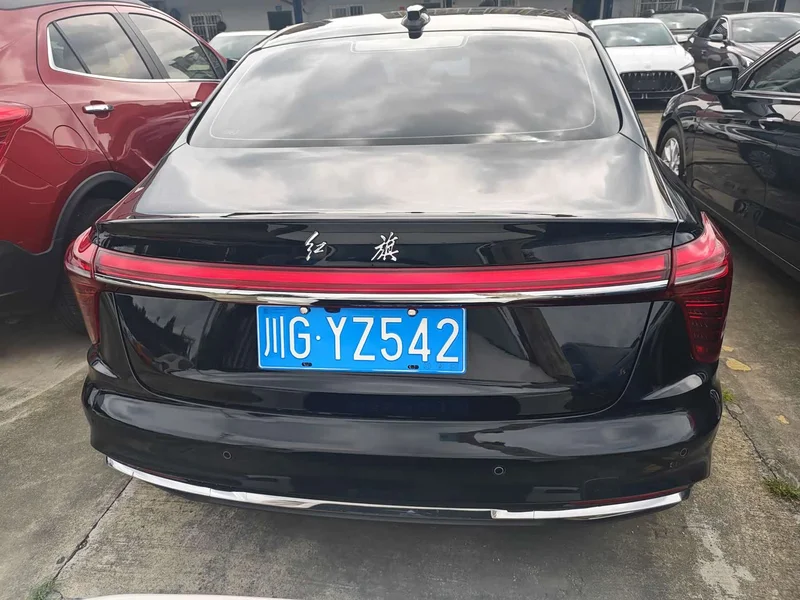 Hongqi H5 — фото 15