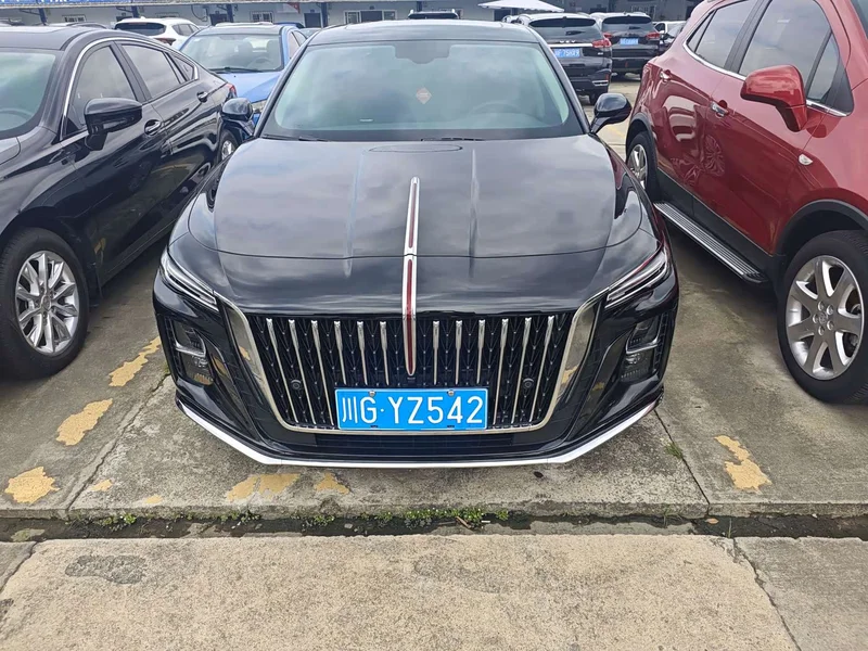 Hongqi H5 — фото 2