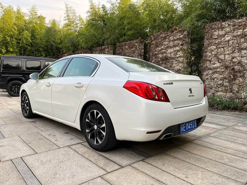 Peugeot 508 — фото 17