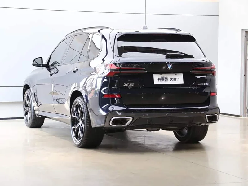 BMW X5 — фото 32