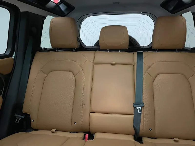 Land Rover Defender — фото 10