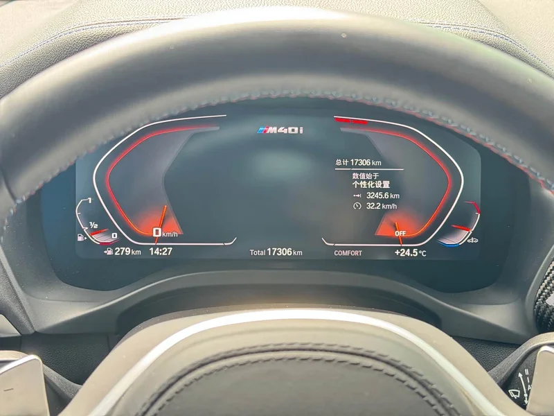 BMW X4 M40i — фото 11