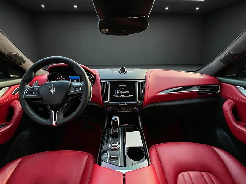 Maserati Levante — фото 5