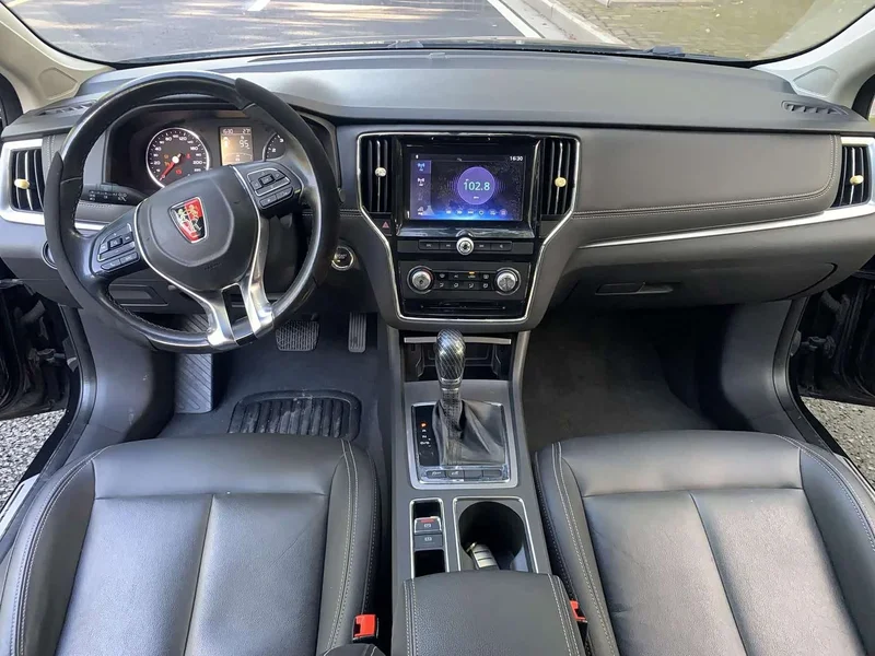 Roewe i6 Classic — фото 14