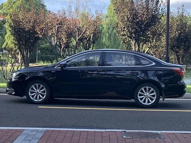 Roewe i6 Classic — фото 4