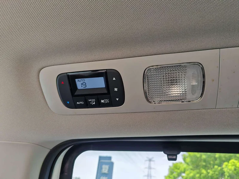 Honda Odyssey — фото 15