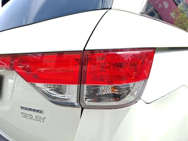 Honda Odyssey — фото 18