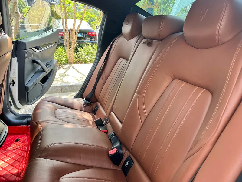 Maserati Ghibli — фото 15