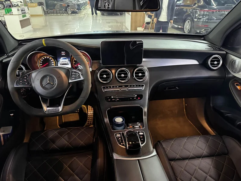 Mercedes-Benz GLC Coupe AMG — фото 13
