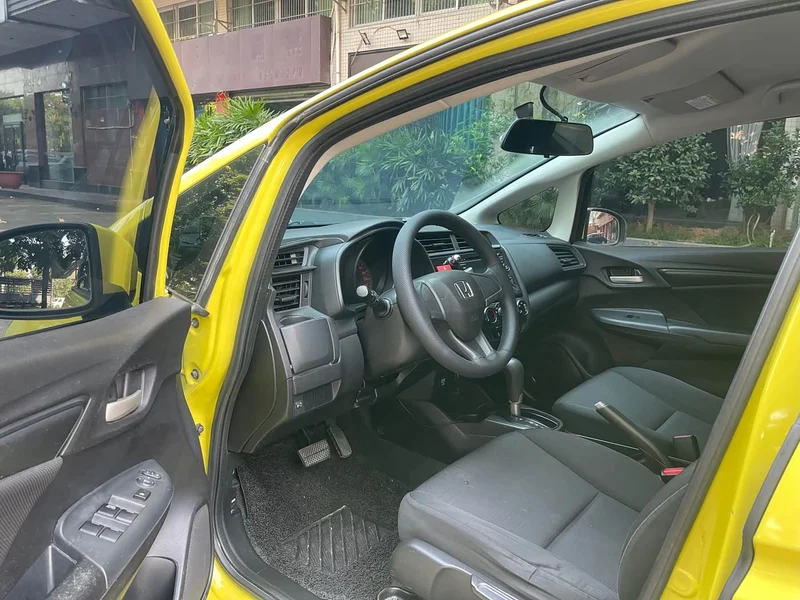 Honda Fit — фото 6