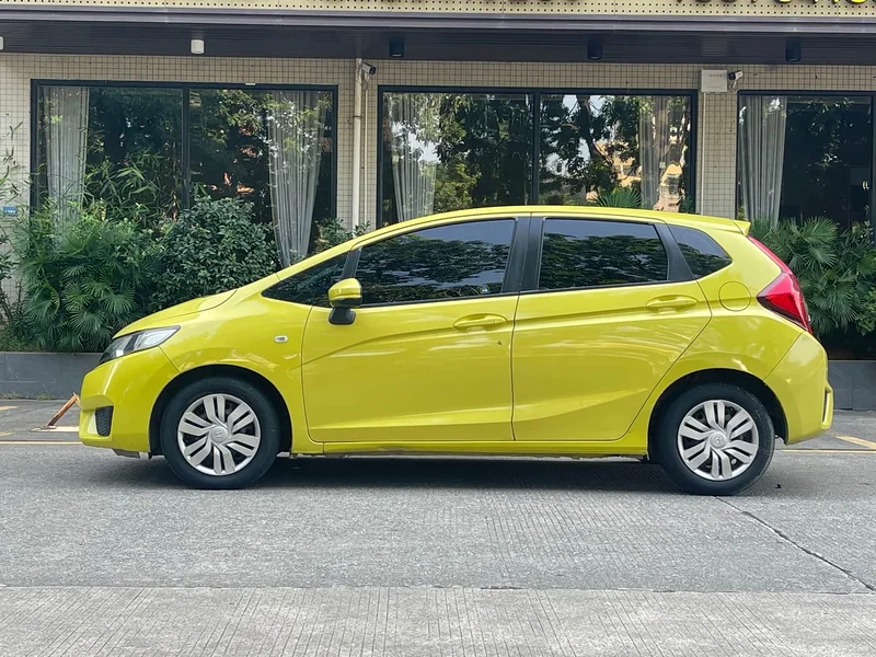 Honda Fit — фото 9