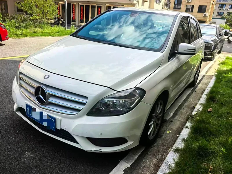 Mercedes-Benz B-Class — фото 1