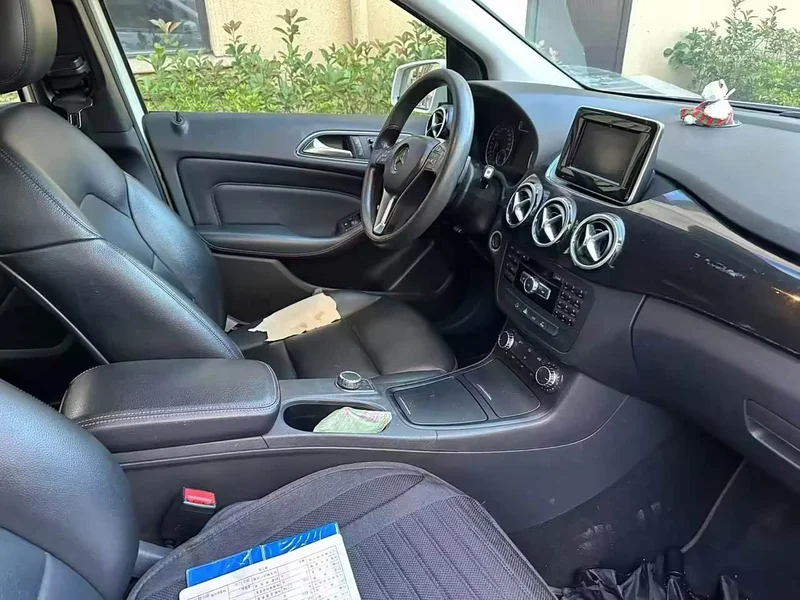 Mercedes-Benz B-Class — фото 10