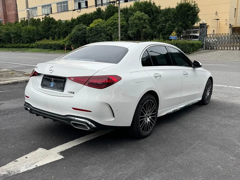 Mercedes-Benz C-Class — фото 14