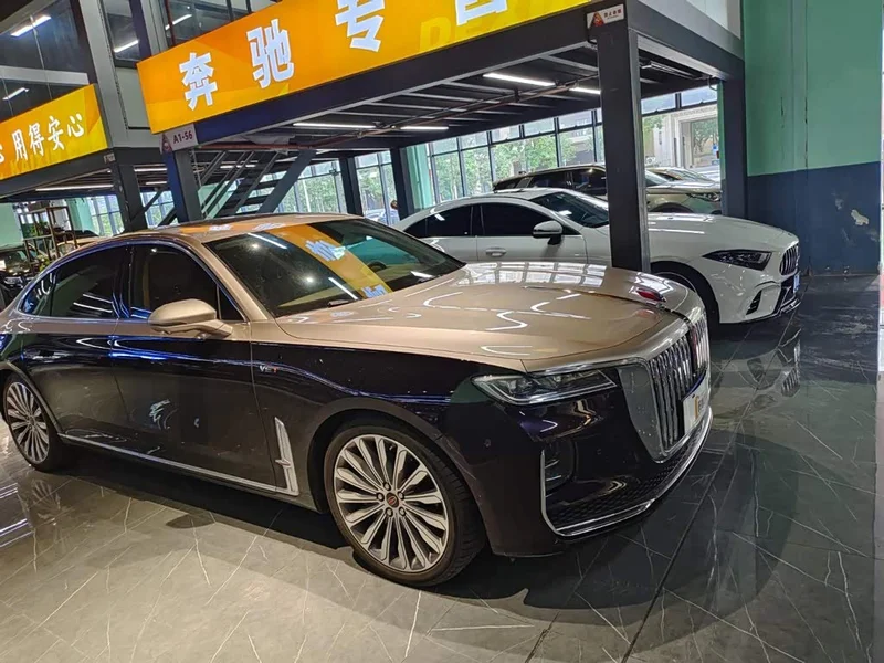 Hongqi H9 — фото 1
