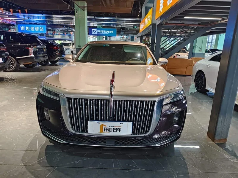 Hongqi H9 — фото 2