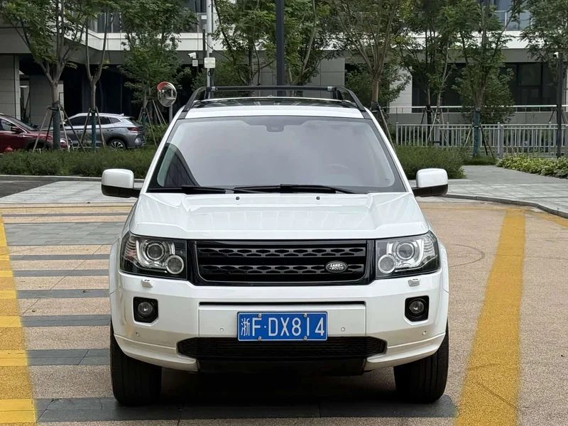 Land Rover Freelander 2 — фото 2