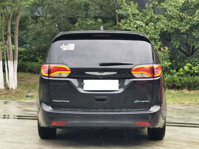 Jeep Grand Voyager — фото 6