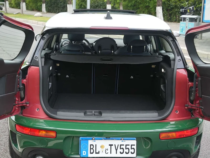 MINI CLUBMAN — фото 19