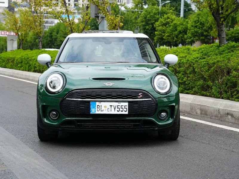 MINI CLUBMAN — фото 3