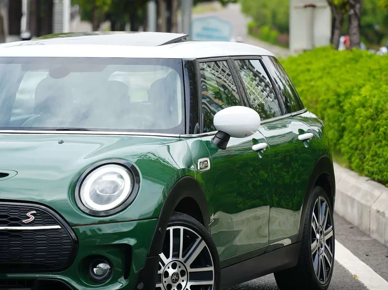MINI CLUBMAN — фото 4