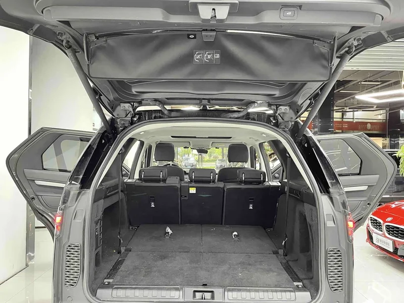Land Rover Discovery — фото 17