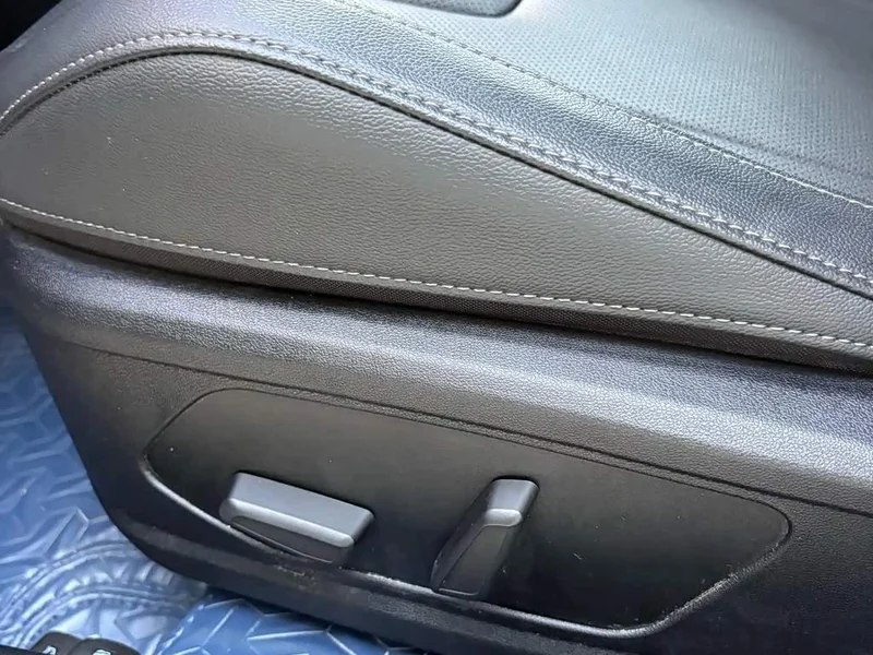 Hyundai Elantra — фото 14