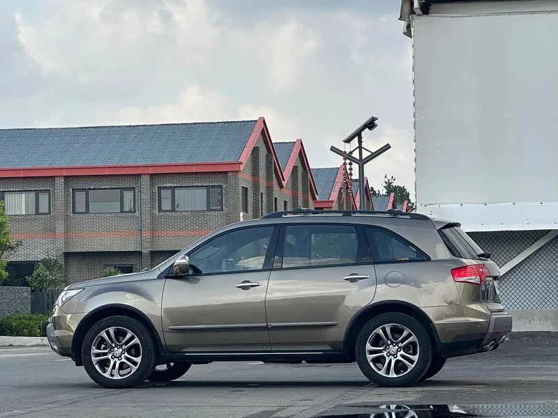 Acura MDX — фото 2