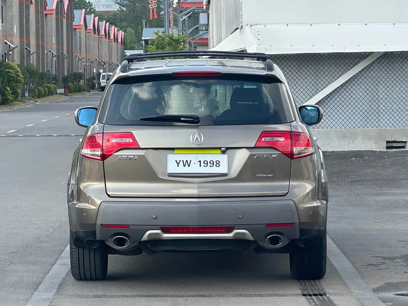 Acura MDX — фото 6