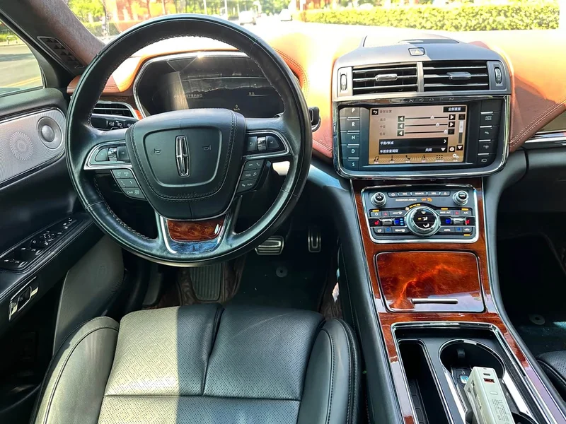 Lincoln Continental — фото 13