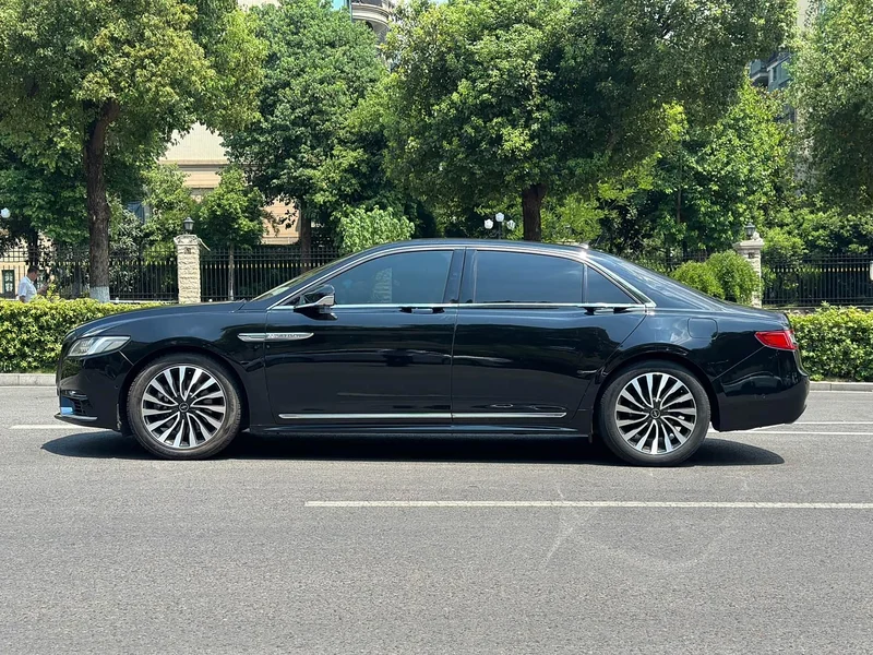 Lincoln Continental — фото 2