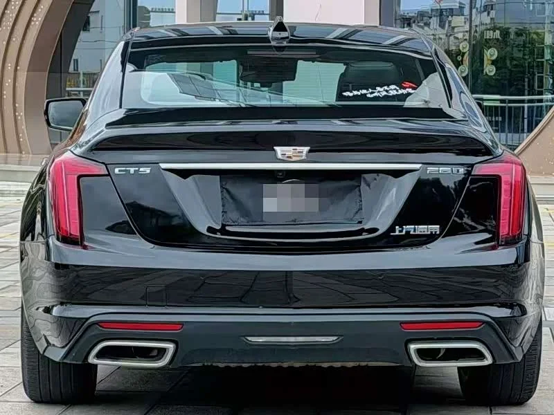 Cadillac CT5 — фото 8