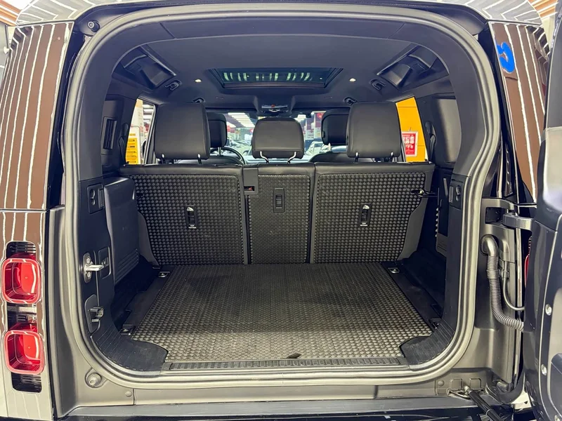 Land Rover Defender — фото 15