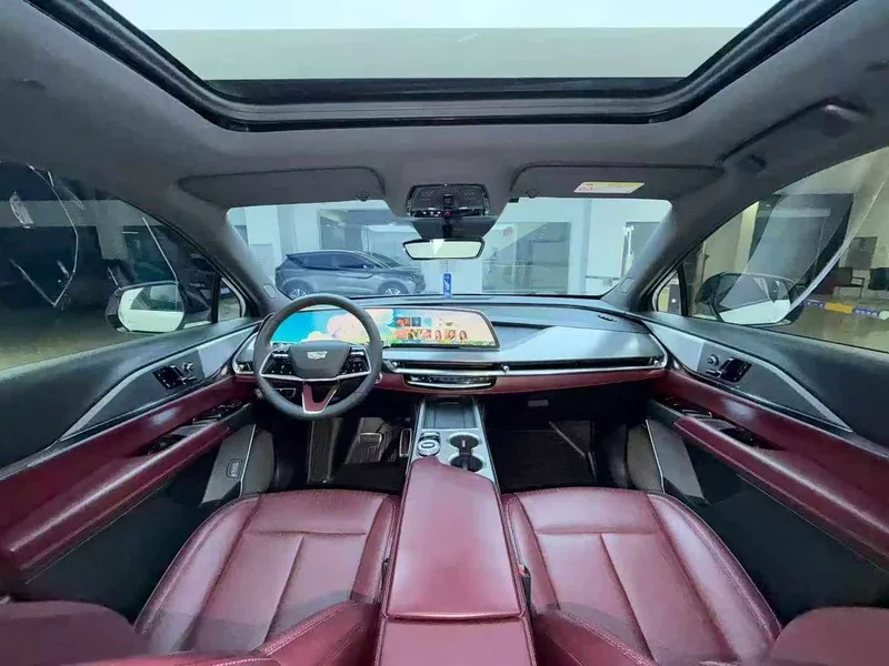 Cadillac XT5 — фото 4
