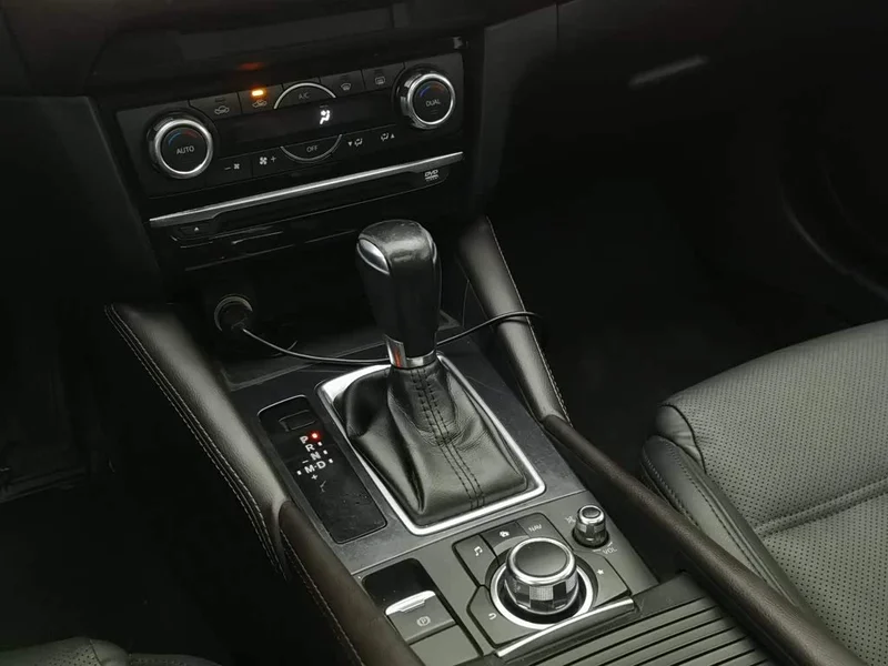 Mazda Atenza — фото 13