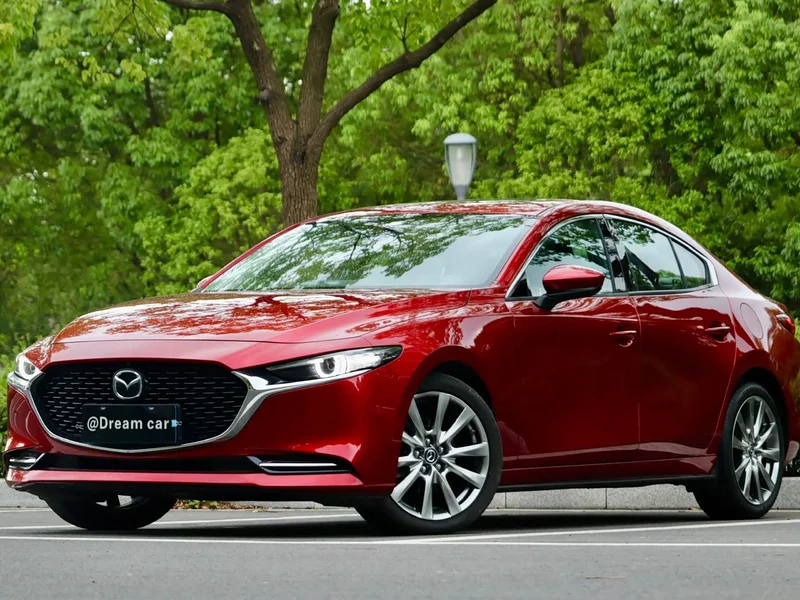 Mazda 3 Axela — фото 1
