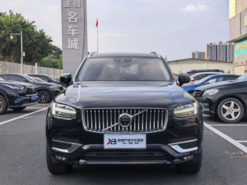 Volvo XC90 — фото 2