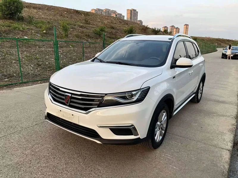 Roewe RX5 — фото 1