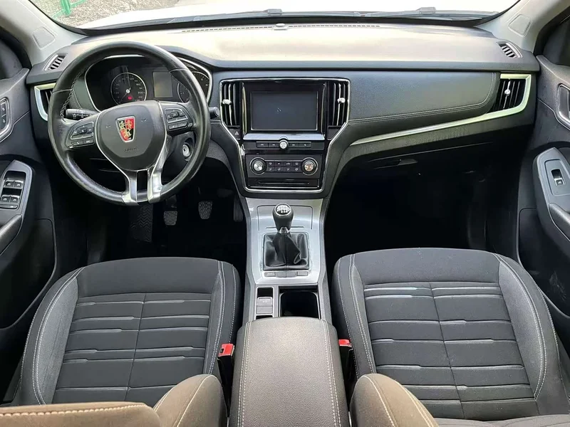 Roewe RX5 — фото 11