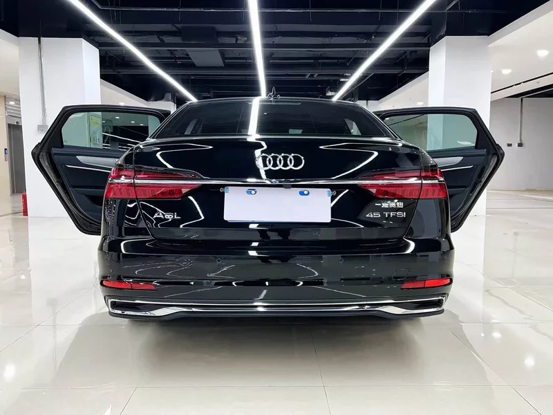 Audi A6L — фото 5