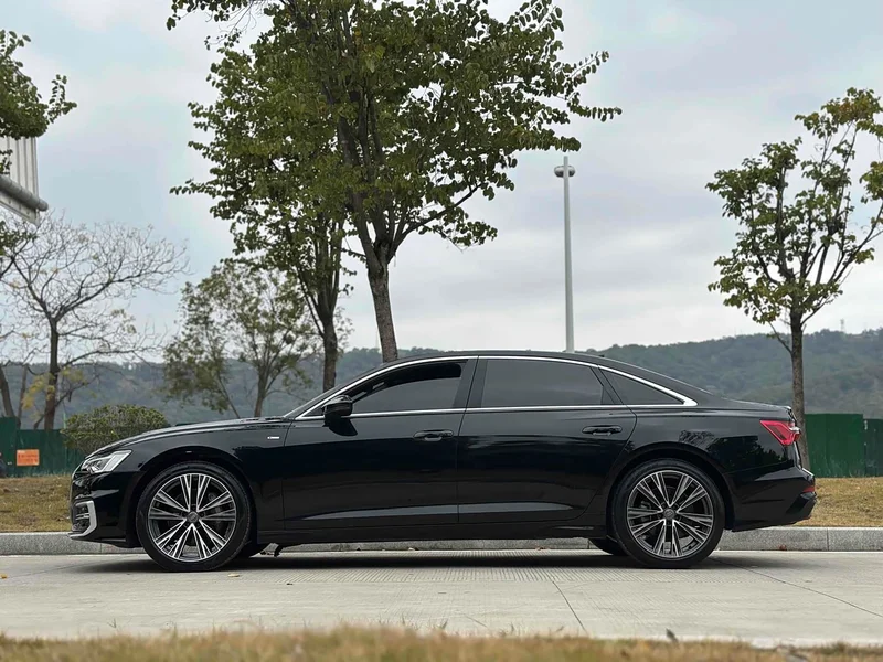 Audi A6L — фото 4