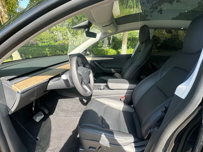 Tesla Model Y — фото 6