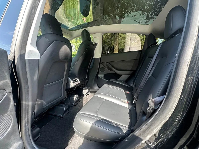 Tesla Model Y — фото 7