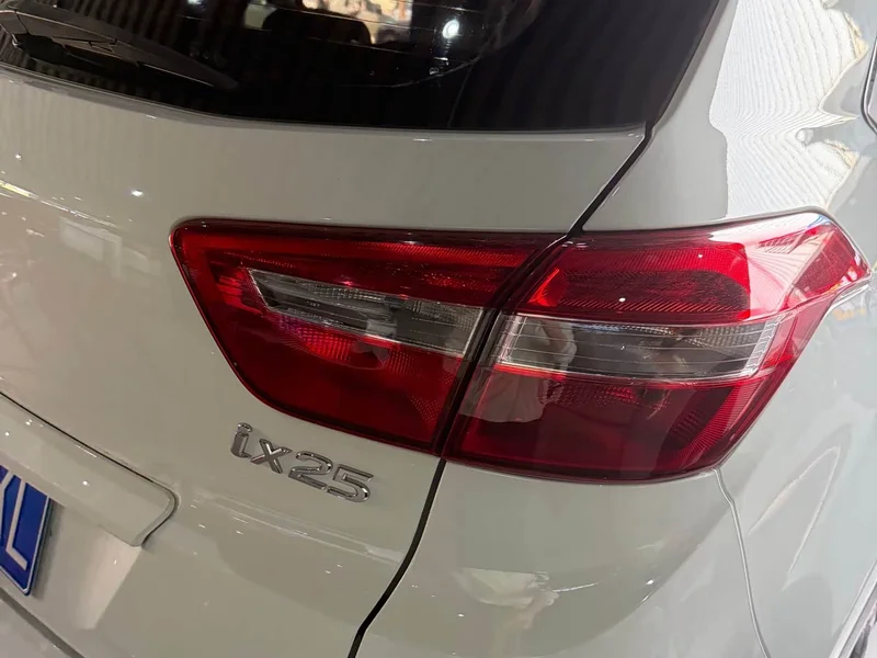 Hyundai ix25 — фото 13