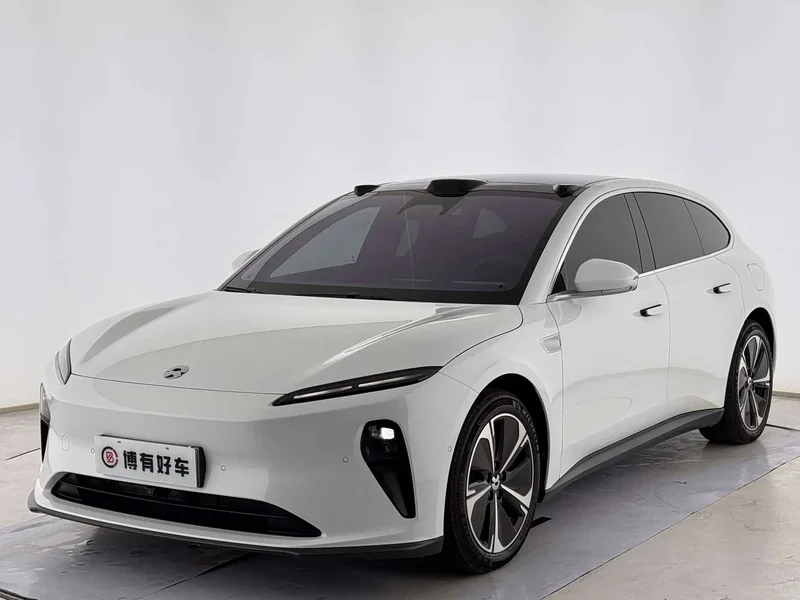 NIO ET5T