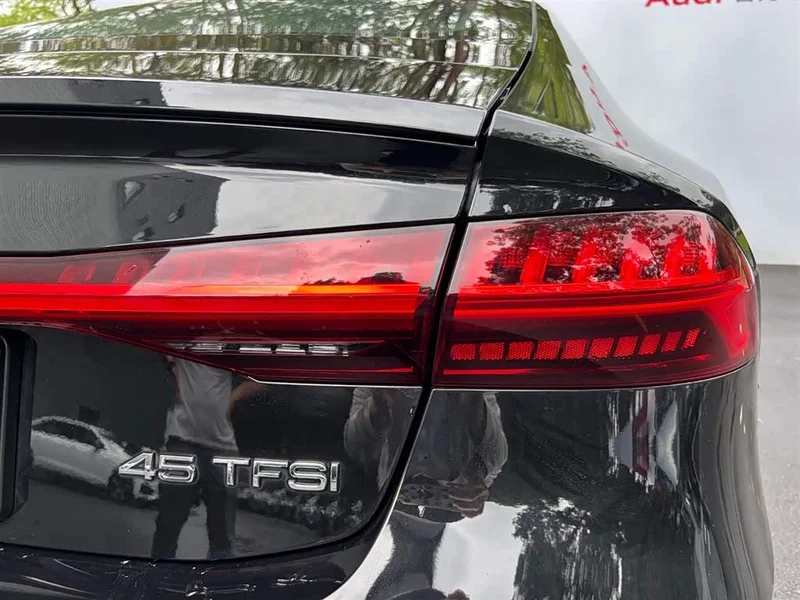 Audi A7 — фото 26