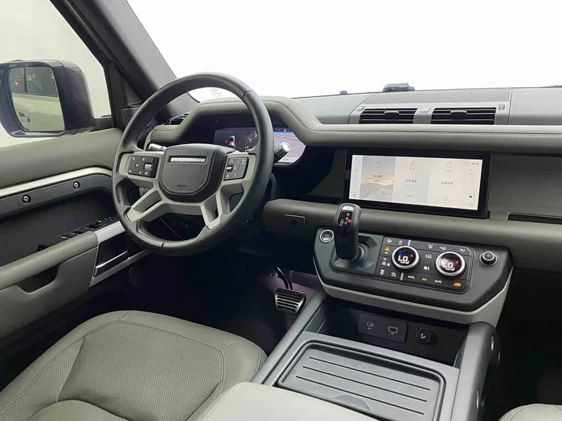 Land Rover Defender — фото 31