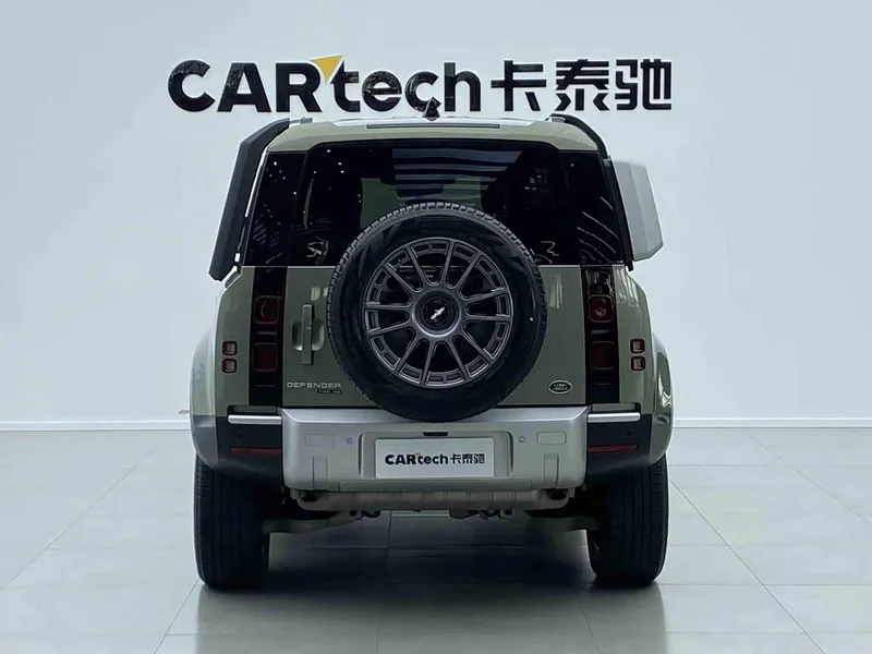 Land Rover Defender — фото 4