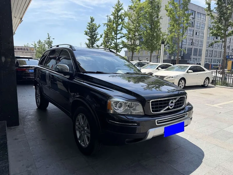 Volvo XC90 — фото 2