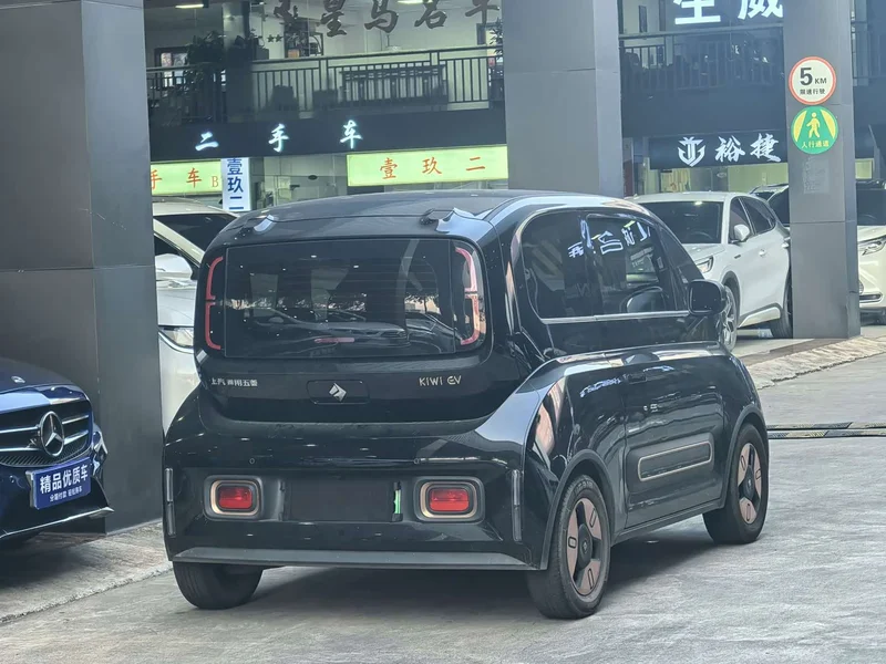 Baojun KiWi EV — фото 5